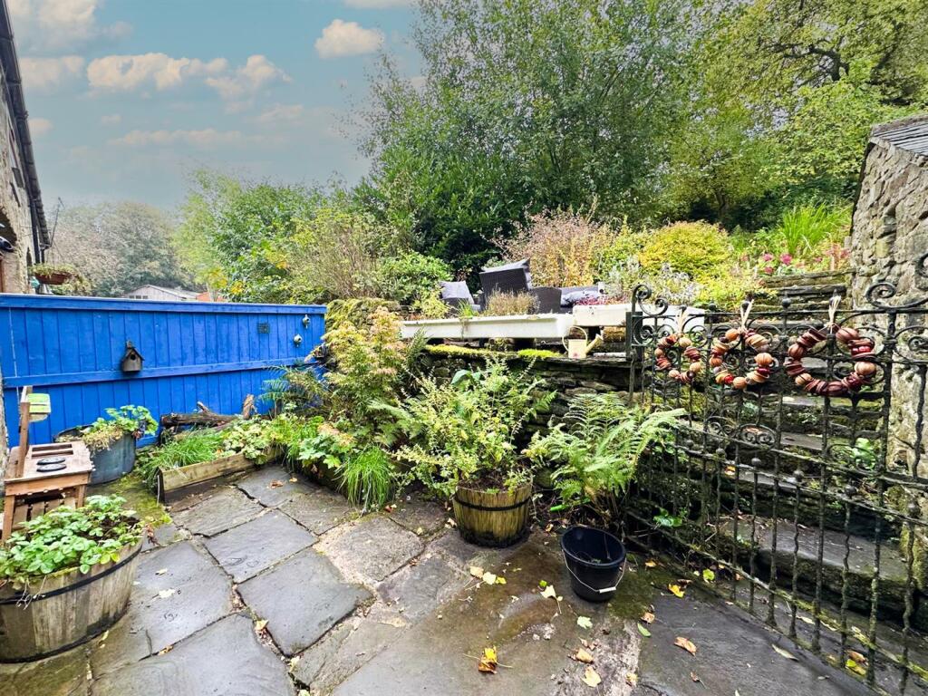 Additional image 26 of Glen Lee Lane, Keighley