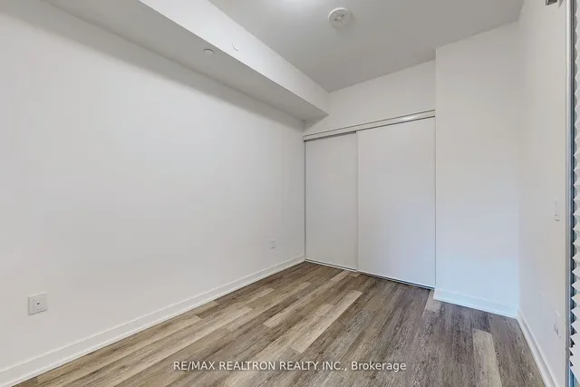 Additional image 16 of 250 Lawrence Ave Unit 501