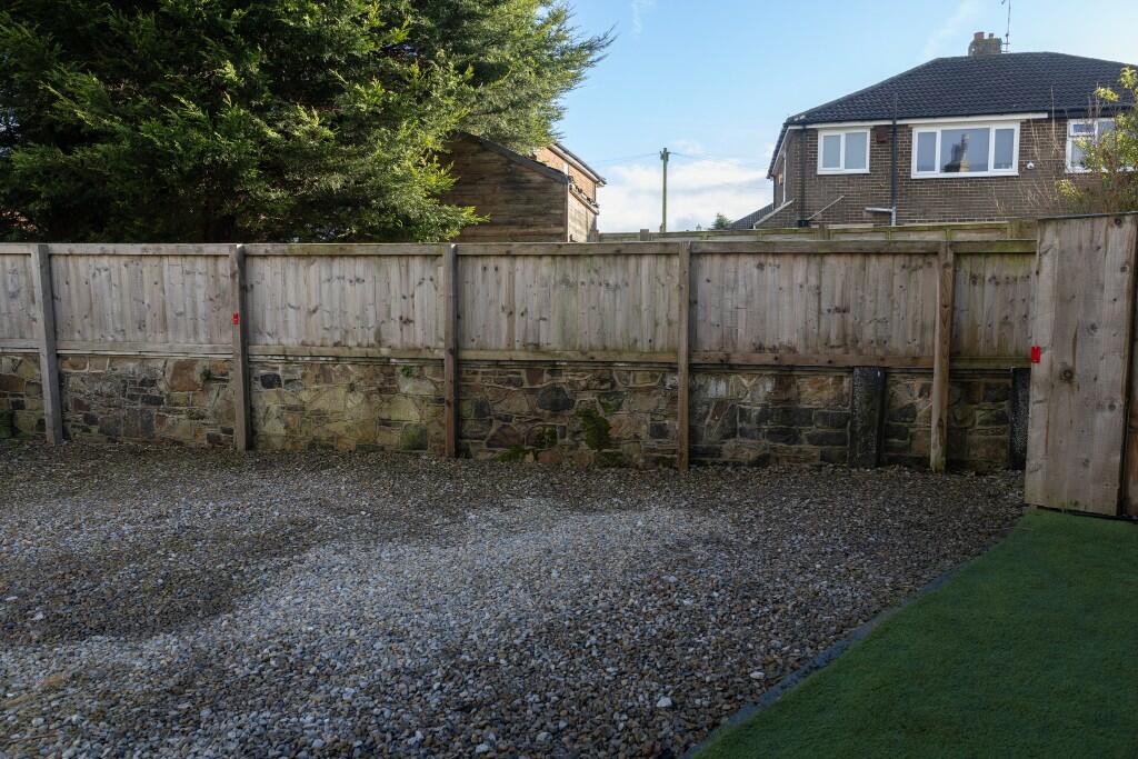 Additional image 18 of 1 East Croft, Wyke, BD12 9NL