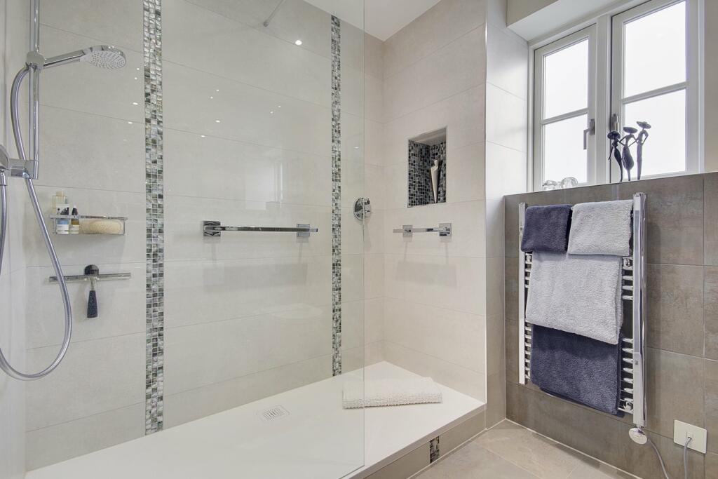 Additional image 14 of 154 Canford Cliffs Road, Canford Cliffs, Poole, BH13