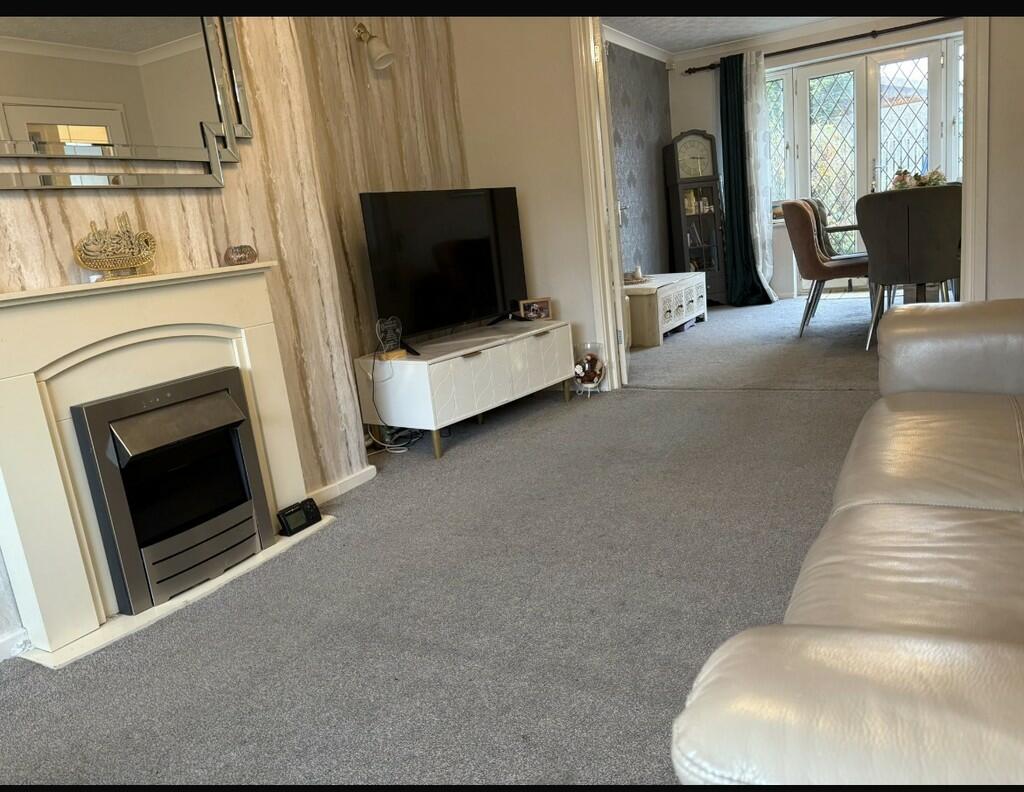 Additional image 3 of Middlebrook Crescent, Bradford