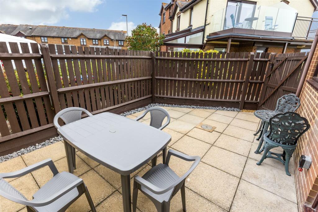 Additional image 14 of Labrador Drive, Poole