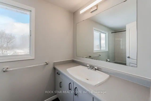 Additional image 18 of 55 West Acres Cres