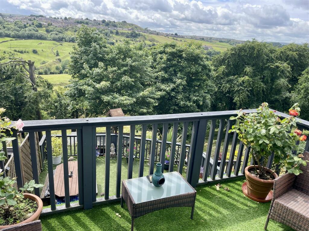 Additional image 30 of 3 Thorngate, Thornton, Bradford