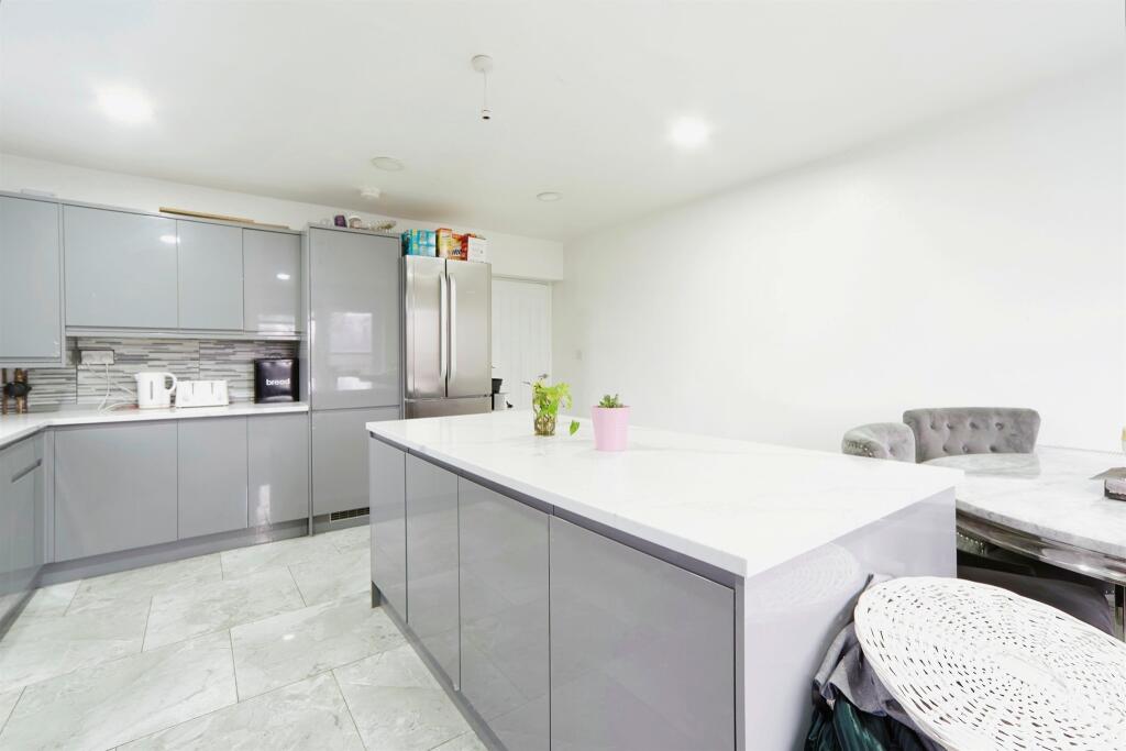 Additional image 5 of Walden Drive, BRADFORD