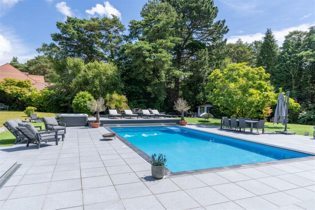 Additional image 20 of Western Avenue, Branksome Park