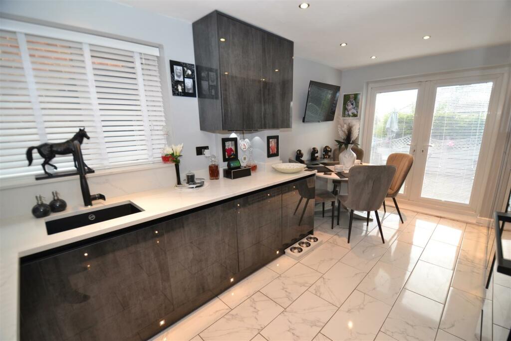 Additional image 6 of Langdale Avenue, Wyke, Bradford