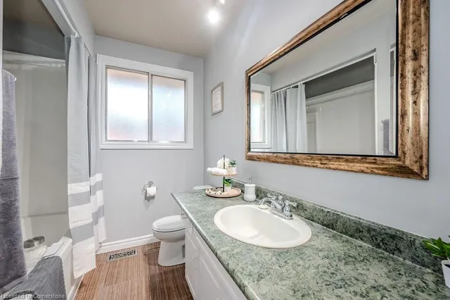 Additional image 18 of 293 Kinzie Ave