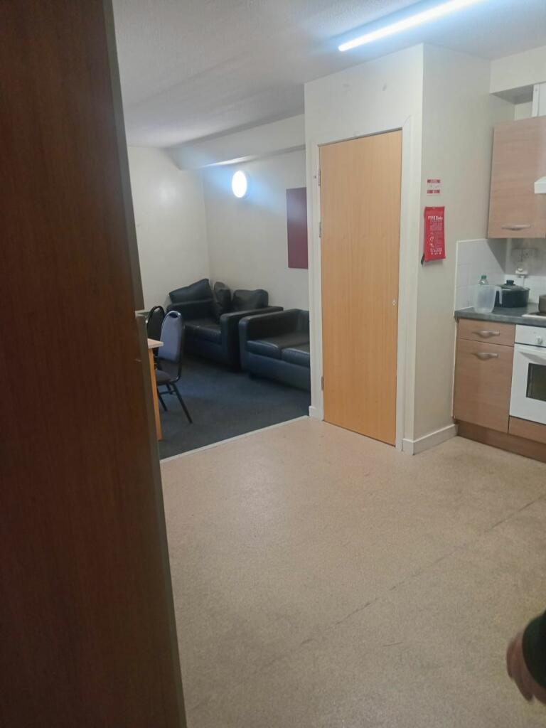 Additional image 9 of 135 Great Horton Road, Bradford, United Kingdom , BD7 1QG