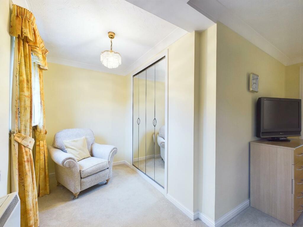 Additional image 7 of Beech Street, Bingley