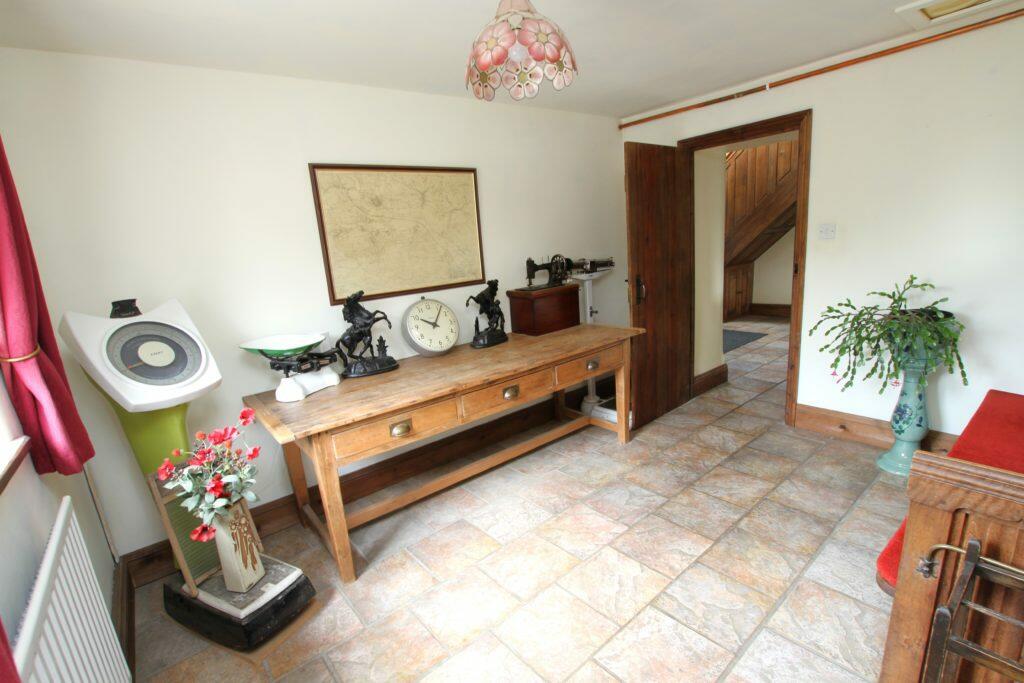 Additional image 9 of 4 bedroom barn conversion for sale – High Pole Barn, Sutton in Craven, BD20 7BE