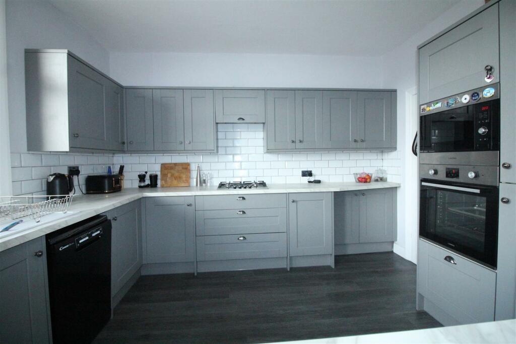 Additional image 13 of Cleckheaton Road, Odsal, Bradford