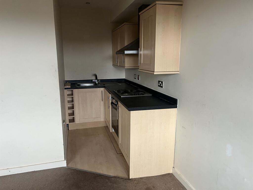 Additional image 2 of Highgate Mill Fold, Queensbury, Bradford