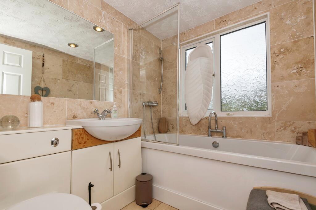 Additional image 17 of Oakleigh Avenue, Bradford, BD14