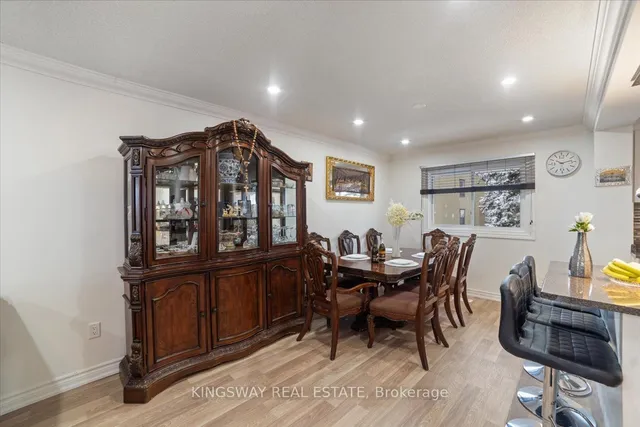 Additional image 12 of 109 Ashton Cres Unit 109