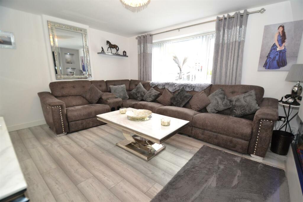 Additional image 9 of Langdale Avenue, Wyke, Bradford