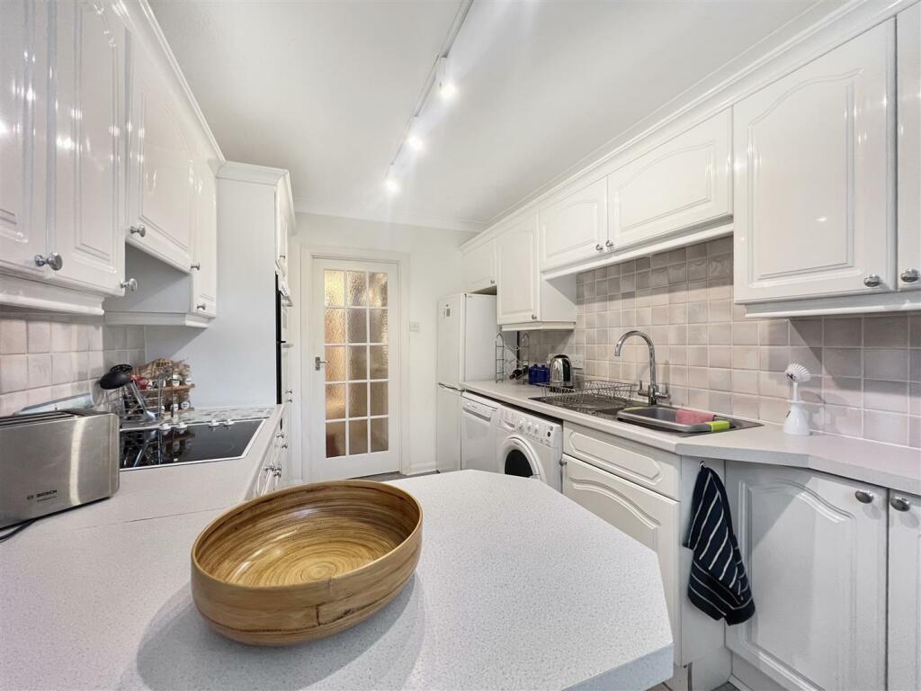 Additional image 16 of Western Road, Canford Cliffs