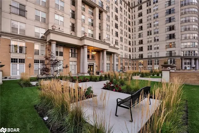 Additional image 3 of 135 James Street South St Unit 612