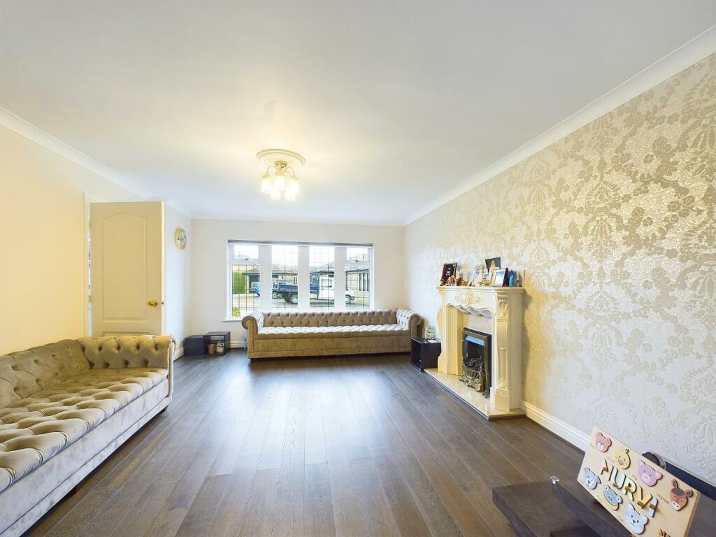 Additional image 11 of Kellymoor Walk, Idle