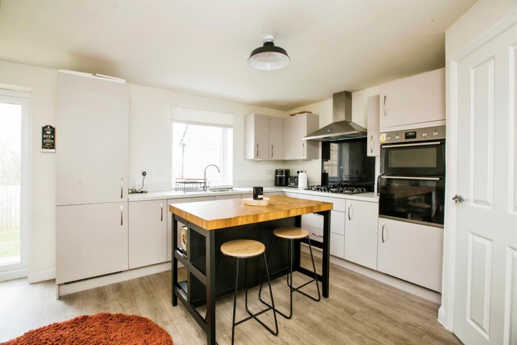 Additional image 3 of The Brow, Cullingworth, Bradford