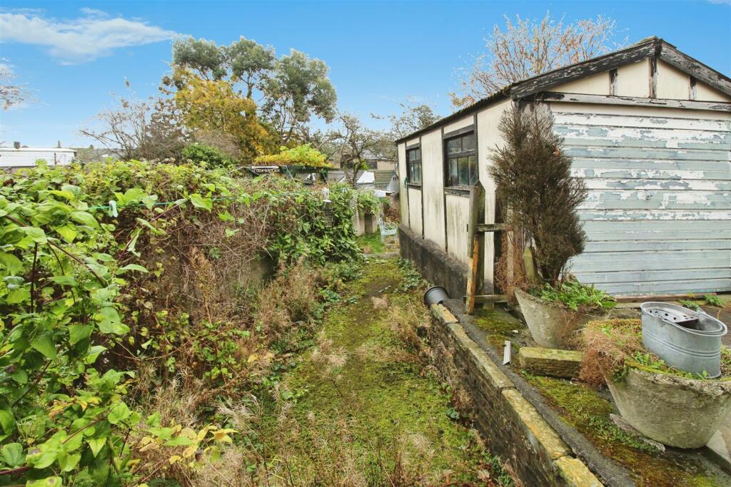 Additional image 14 of Southfield Road, Bradford, BD5 9DX