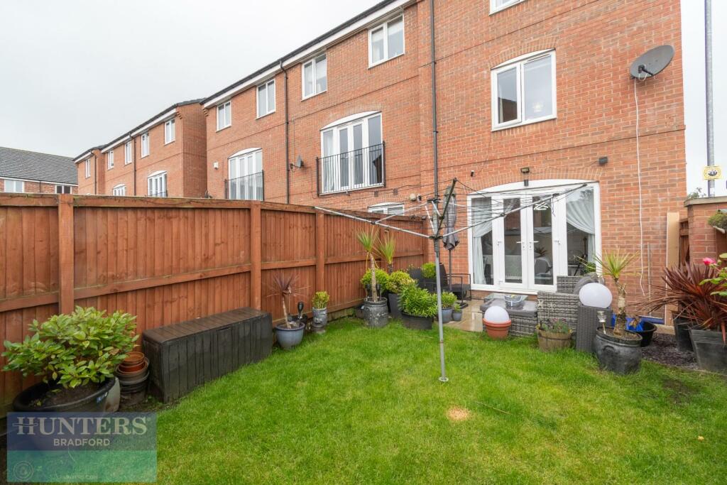 Additional image 17 of Carrick Drive Thornbury, Bradford, West Yorkshire, BD3 7FD