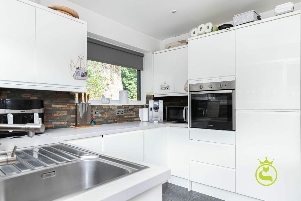 Additional image 5 of Yarmouth Close, Poole, BH12