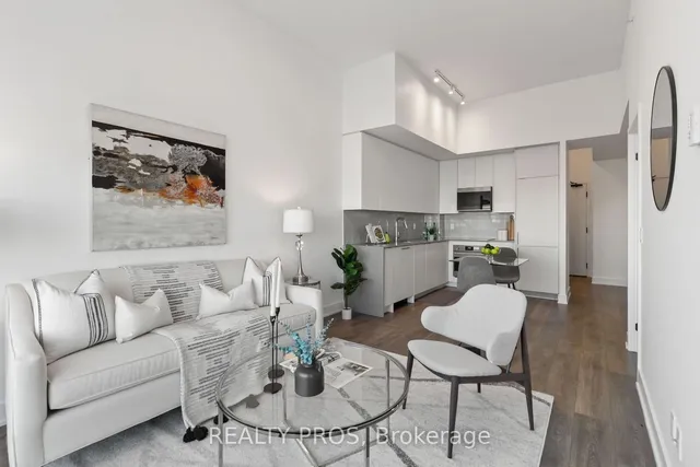 Additional image 20 of 2489 TAUNTON Rd Unit 421