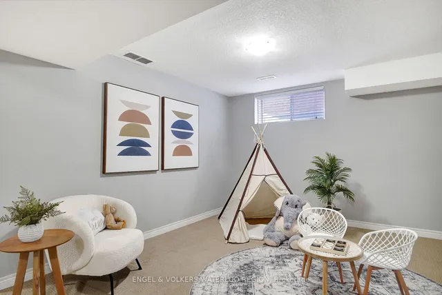 Additional image 32 of 79 Kestrel St