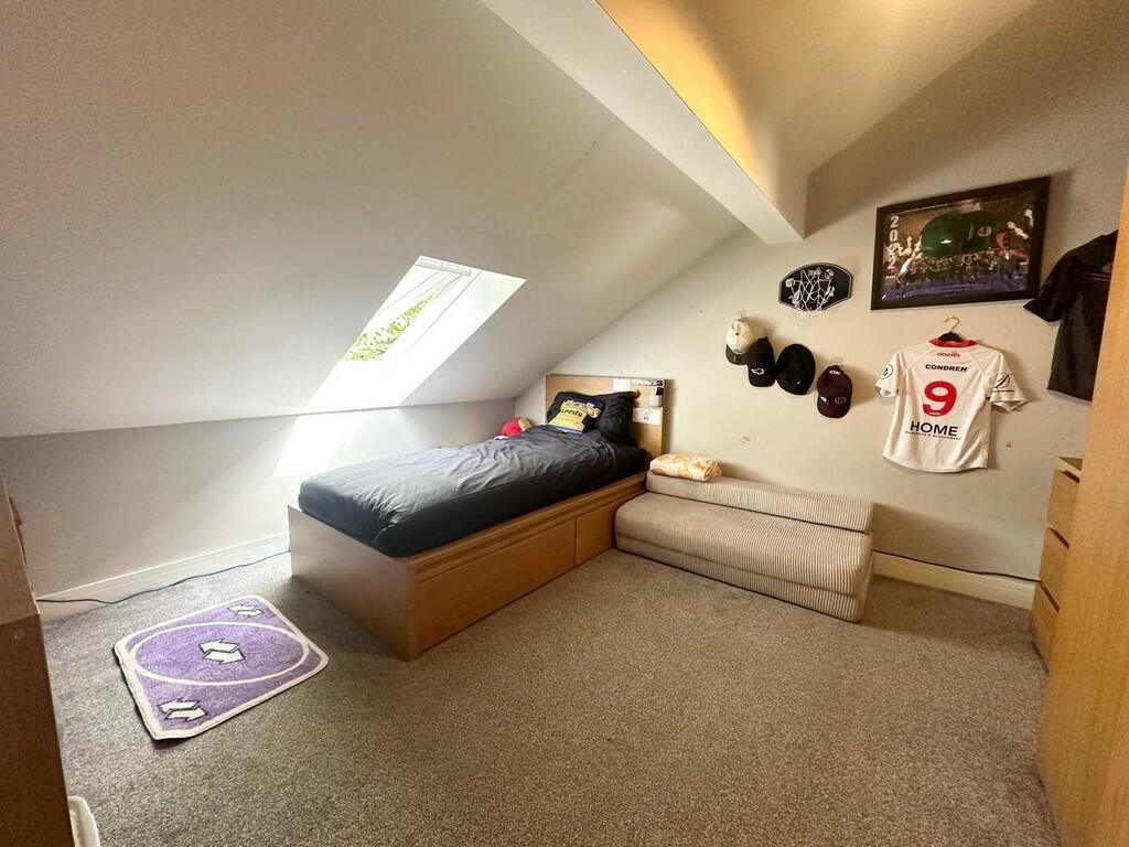 Additional image 28 of Hill Top Road, Hainworth