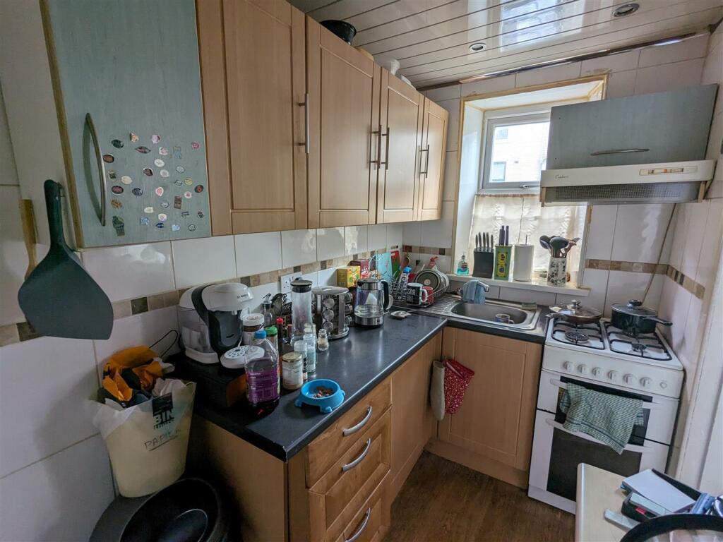 Additional image 4 of Spring Place, Bradford