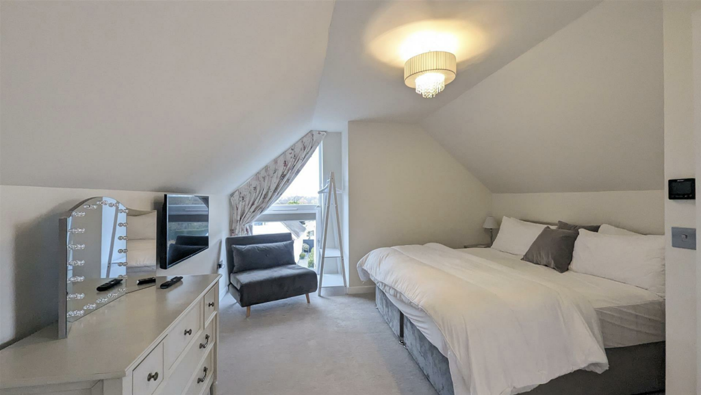 Additional image 32 of Sherwood Avenue, Whitecliff