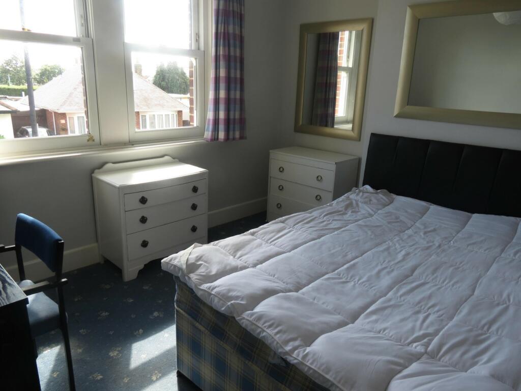 Additional image 9 of 5 bedroom Detached House in Wallisdown