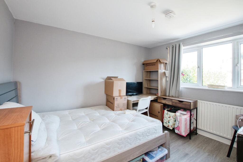 Additional image 14 of Wallisdown Road, Poole, BH12