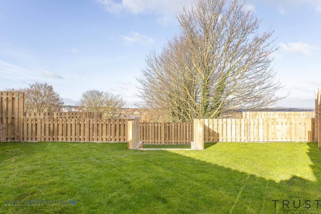 Additional image 74 of Hillside View, Drighlington