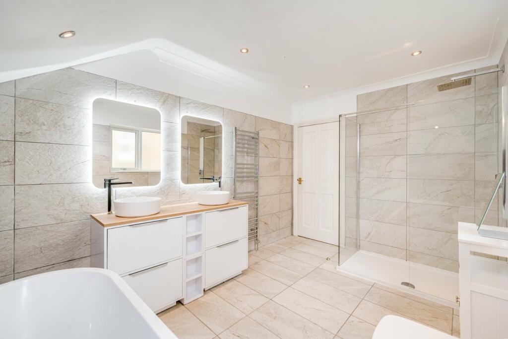 Additional image 15 of Bradford Road, Cottingley Bridge, Bingley, BD16