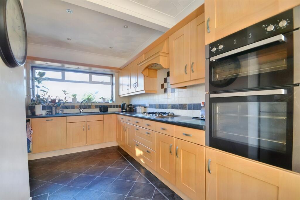 Additional image 9 of Bearcross