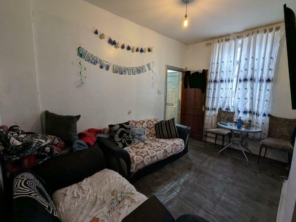 Additional image 7 of 26, Turner Place Bradford, BD7 3BE