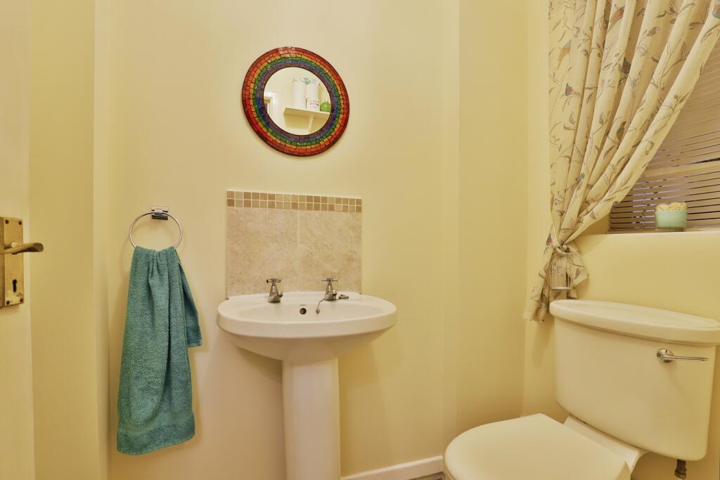 Additional image 18 of Wraxall Close, Poole, BH17