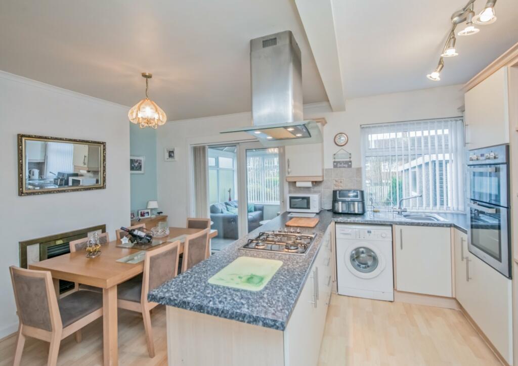 Additional image 4 of Knowles Avenue, Holmewood, Bradford, BD4