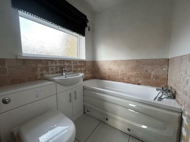 Additional image 3 of Ascot Parade, Bradford