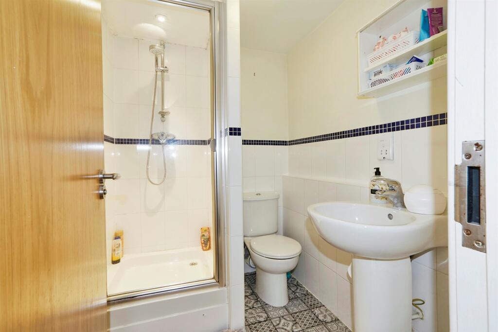 Additional image 8 of Meadow Road, Apperley Bridge, Bradford