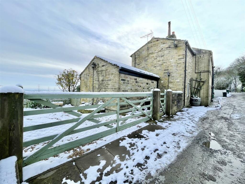 Additional image 32 of Littlemoor, Queensbury, BD13 1DD