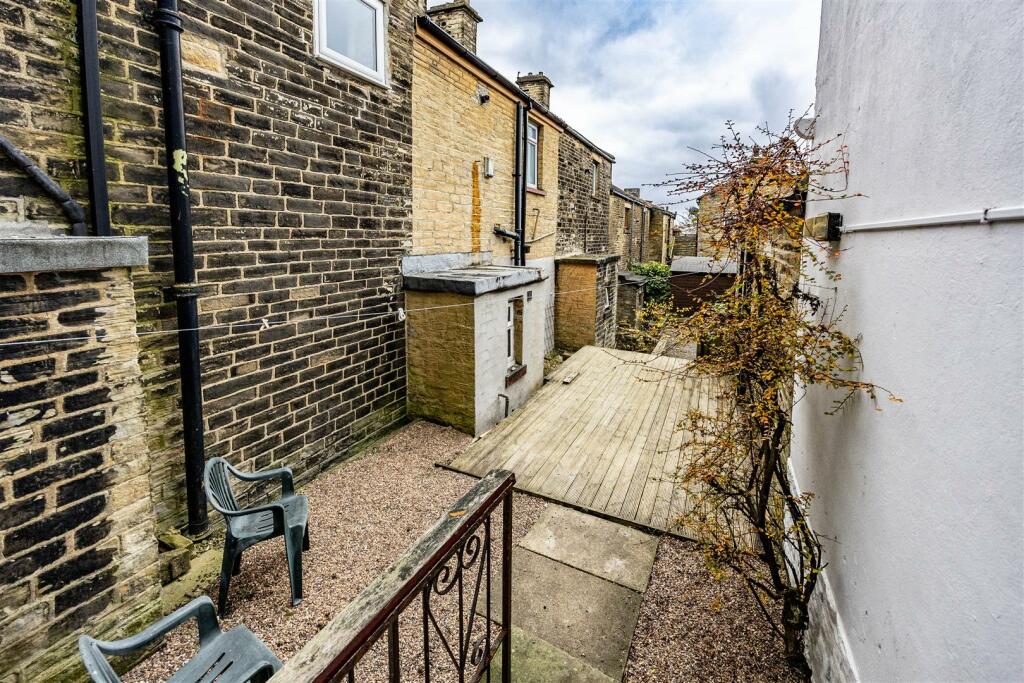 Additional image 19 of Orleans Street, Buttershaw