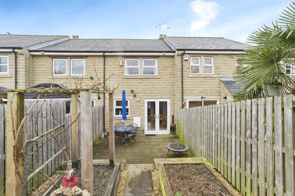 Additional image 14 of The Moorings, Bradford, BD10