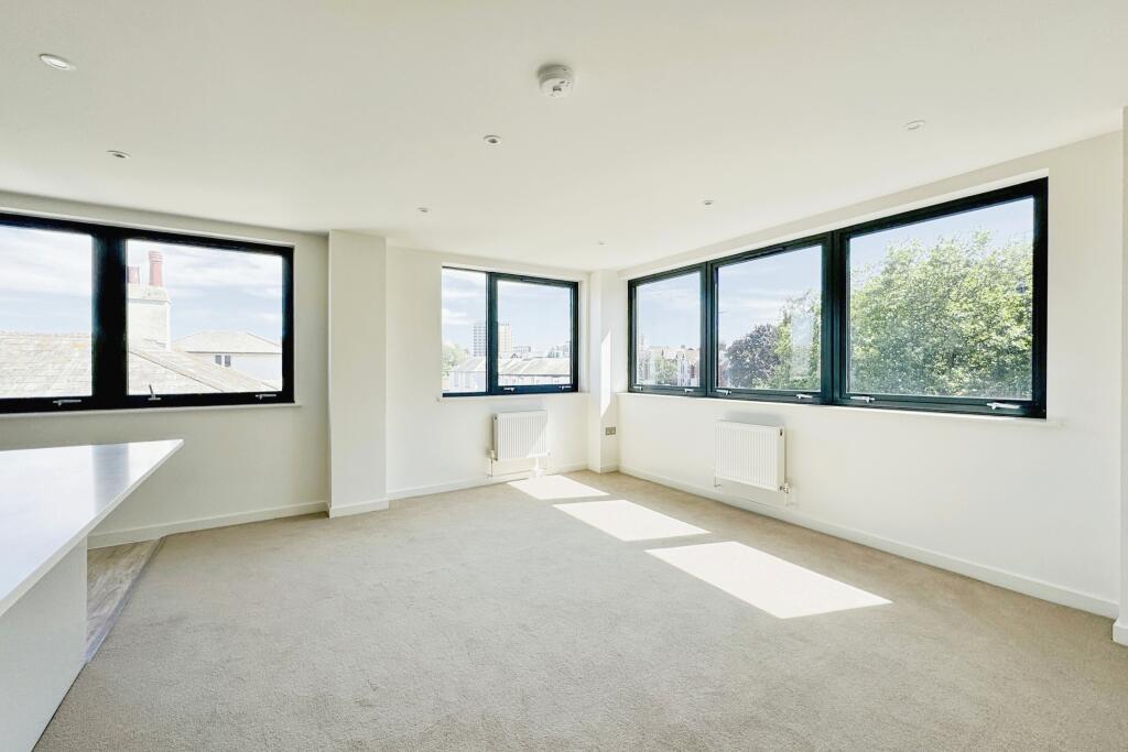 Additional image 7 of High Street North, Poole, BH15