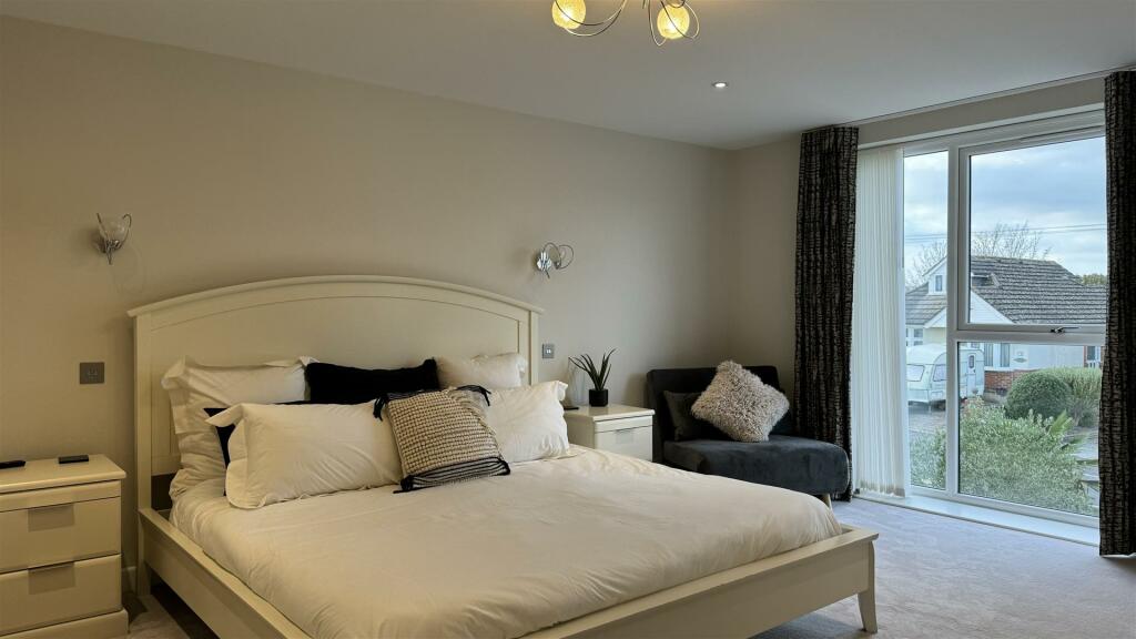 Additional image 24 of Sherwood Avenue, Whitecliff