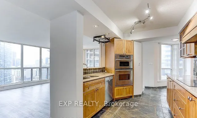 Additional image 7 of 24 Wellesley St Unit 2508