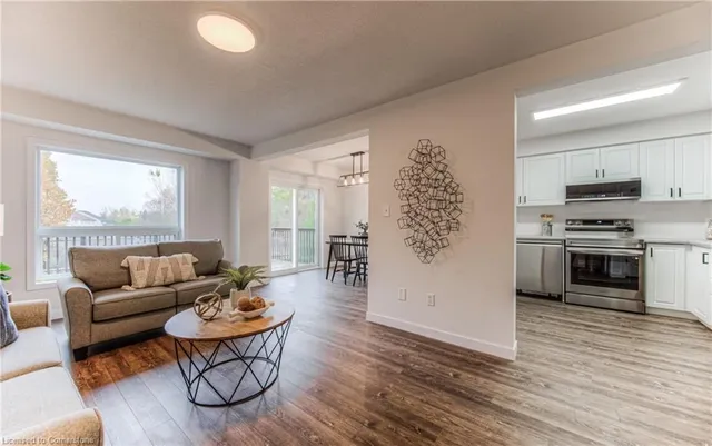 Additional image 4 of 468 Doon South Dr Unit 4