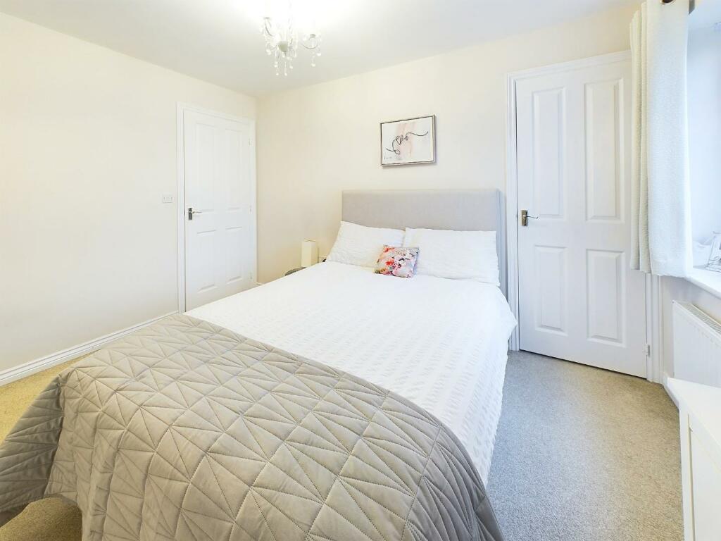 Additional image 15 of Redbrook Way, Bradford
